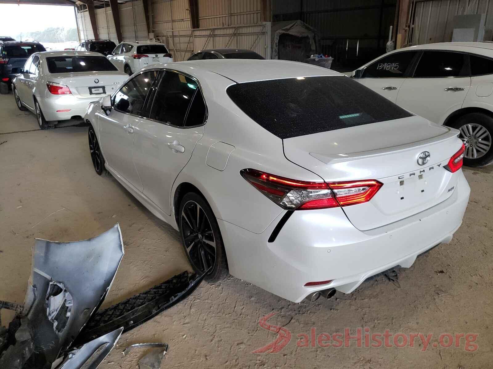 4T1B61HK4JU006070 2018 TOYOTA CAMRY