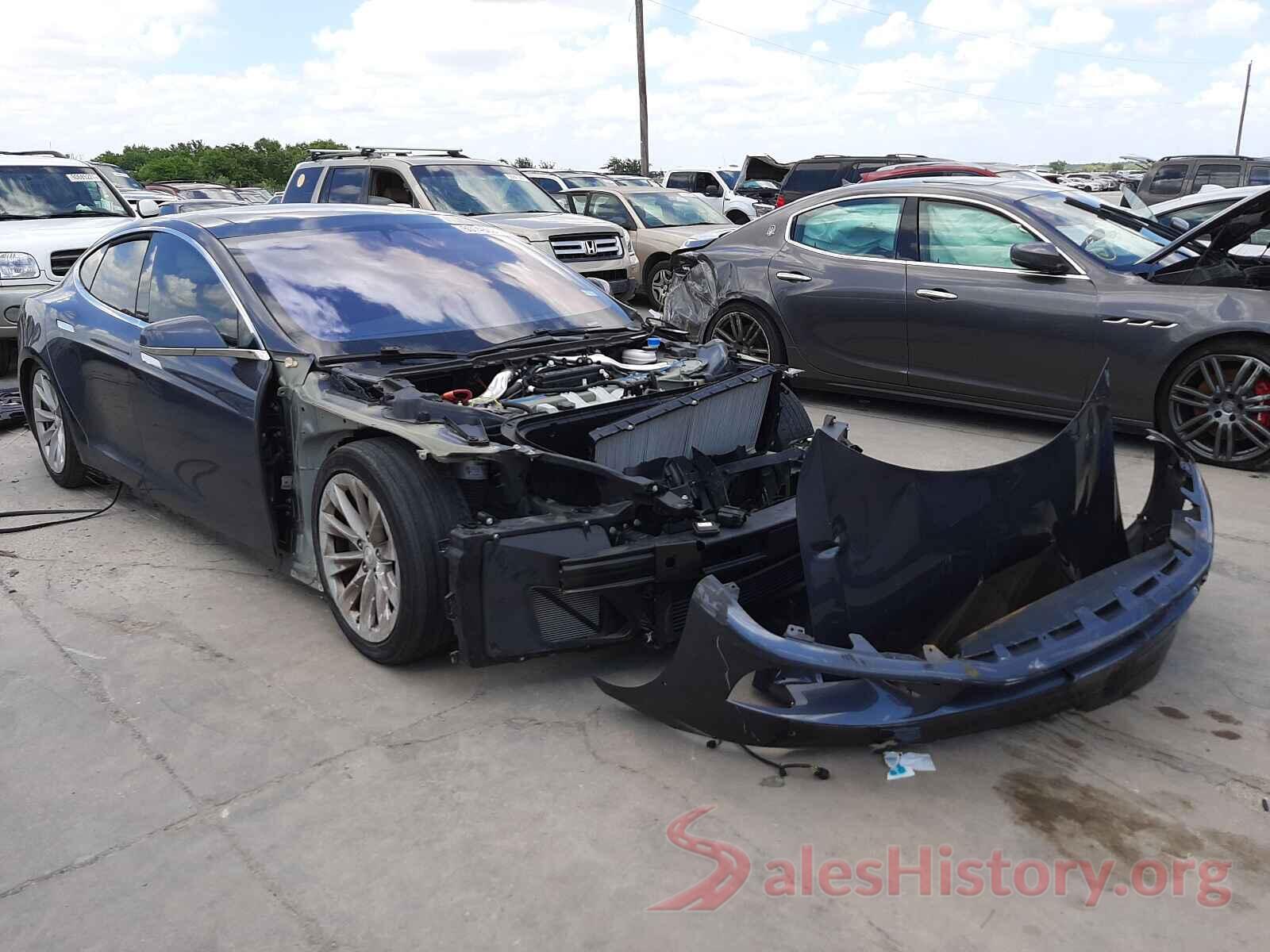 5YJSA1E29JF258686 2018 TESLA MODEL S