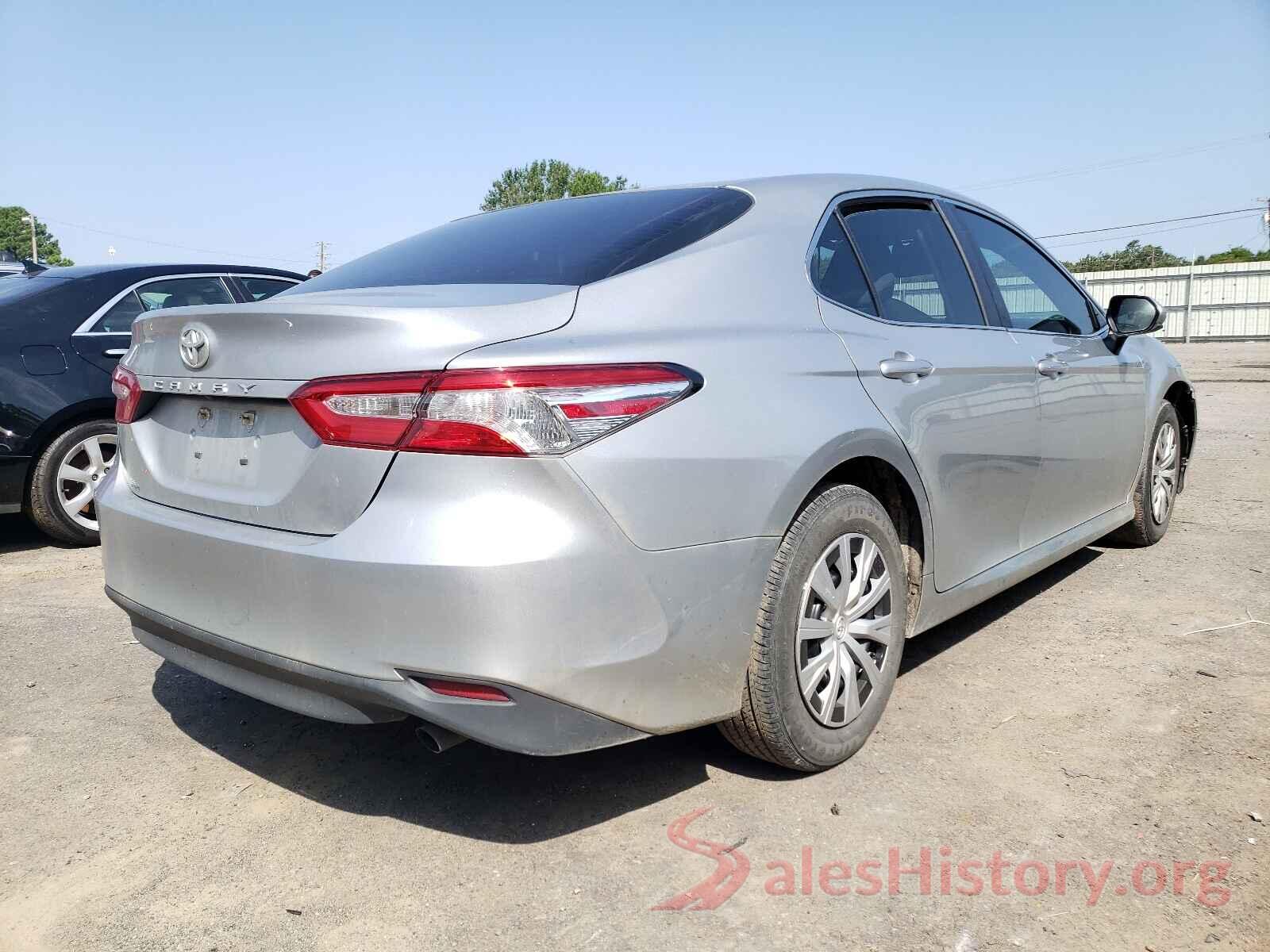 4T1B11HK4JU539065 2018 TOYOTA CAMRY