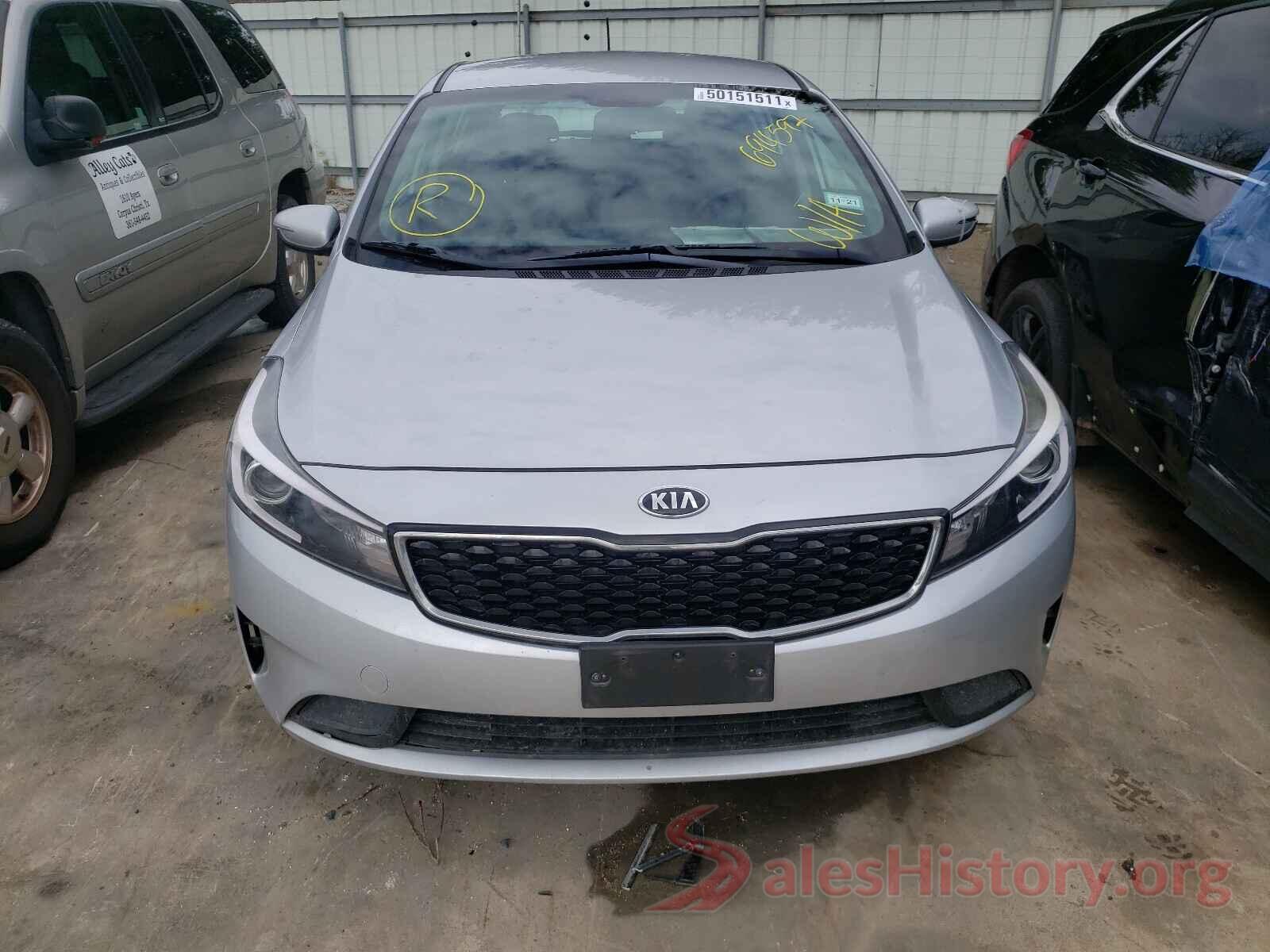 KNAFK5A88H5694597 2017 KIA FORTE