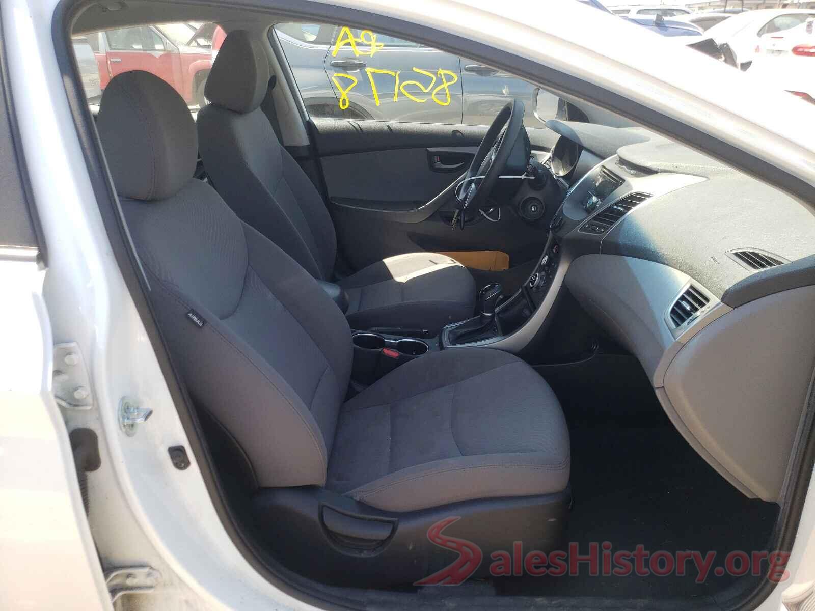 5NPDH4AE8GH698785 2016 HYUNDAI ELANTRA