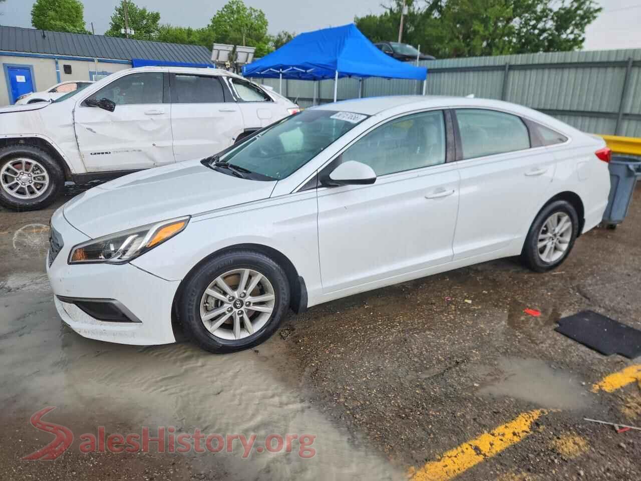 2017 HYUNDAI SONATA VIN 5NPE24AF1HH565897, auction photo