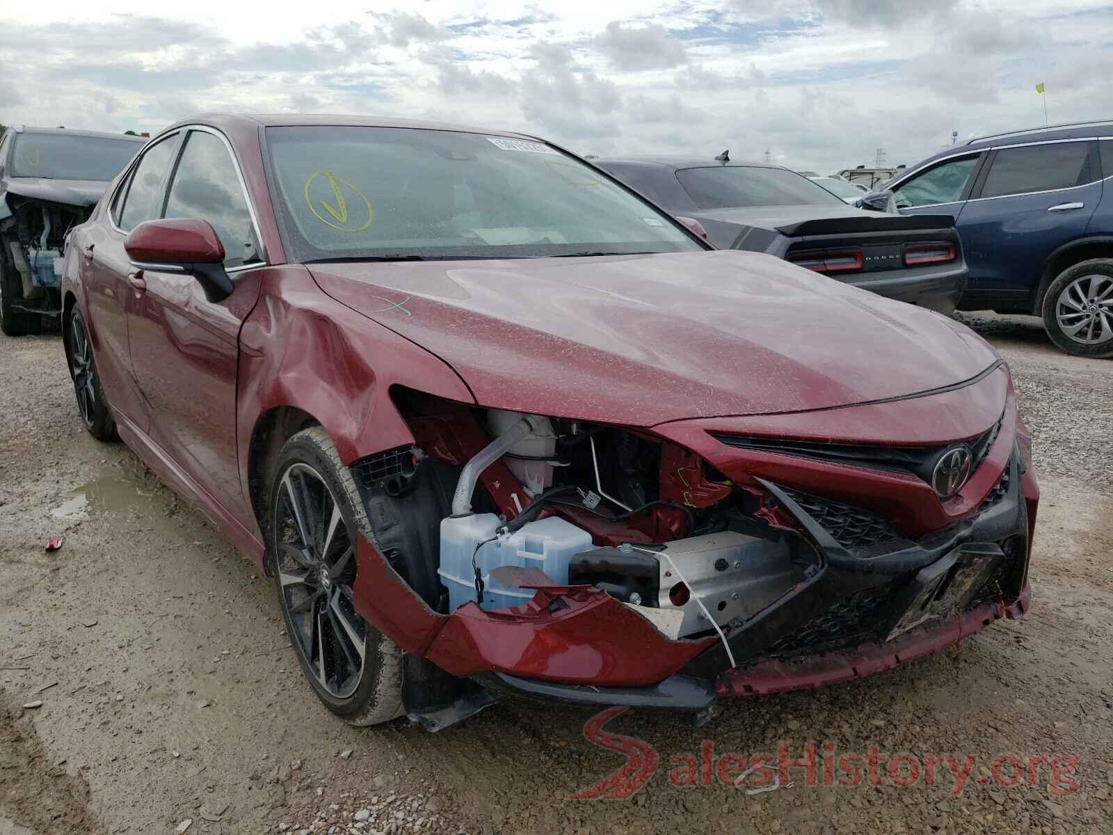 4T1B61HK1JU503559 2018 TOYOTA CAMRY