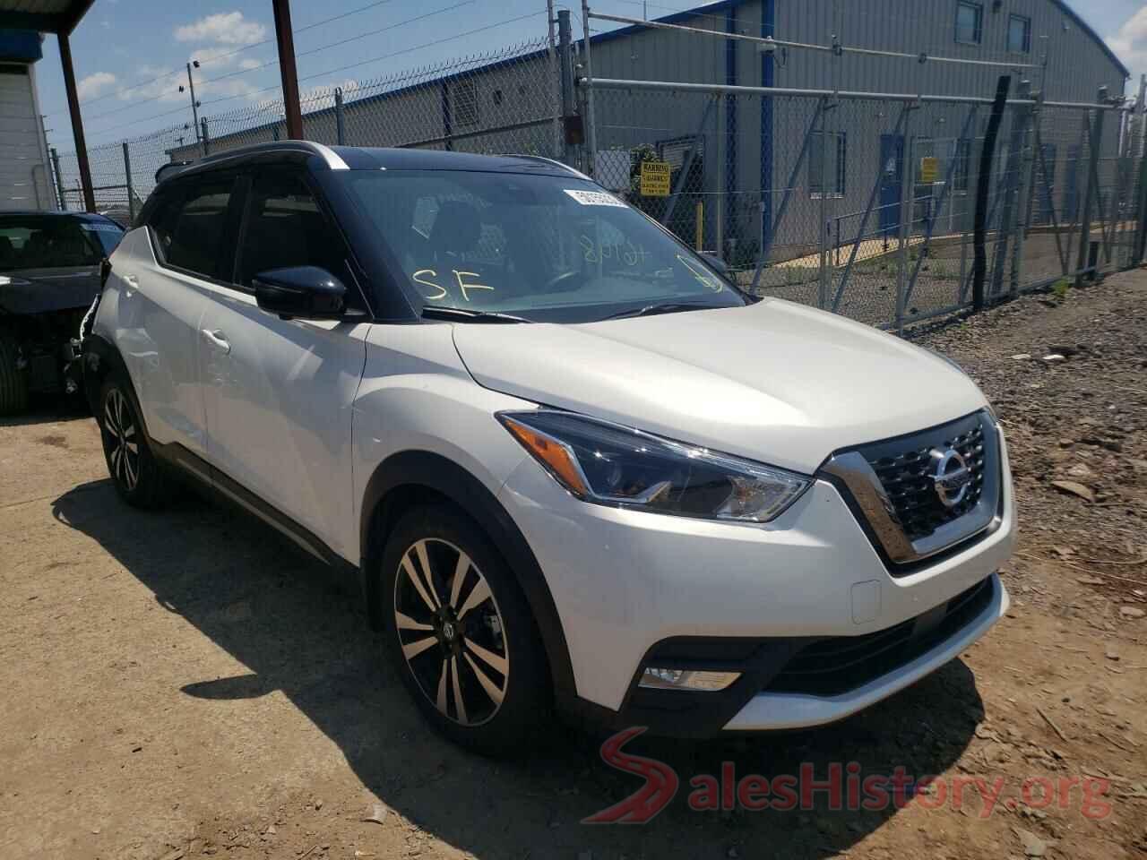 3N1CP5DV8LL508674 2020 NISSAN KICKS