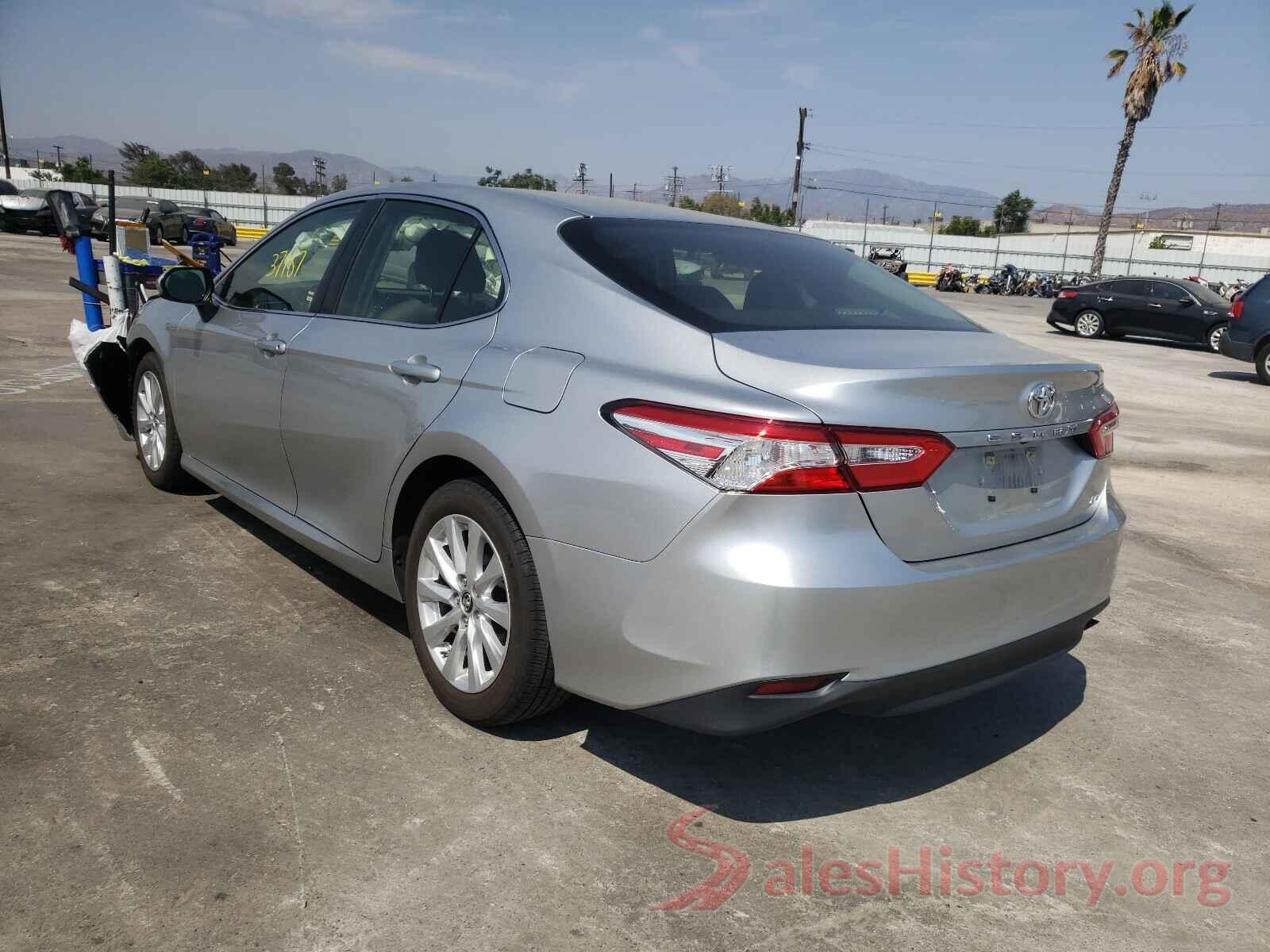 JTNB11HK2J3034261 2018 TOYOTA CAMRY