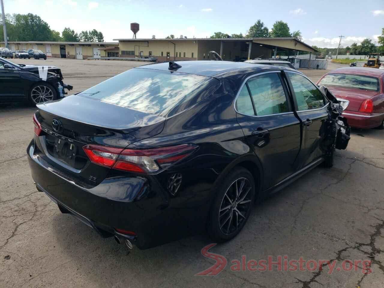 4T1G11BK8NU056554 2022 TOYOTA CAMRY