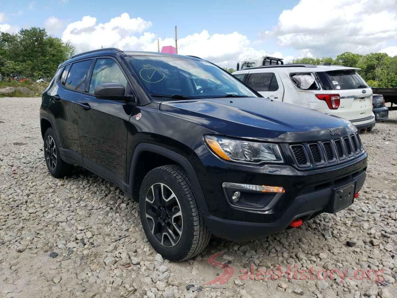 3C4NJDDB0KT818548 2019 JEEP COMPASS