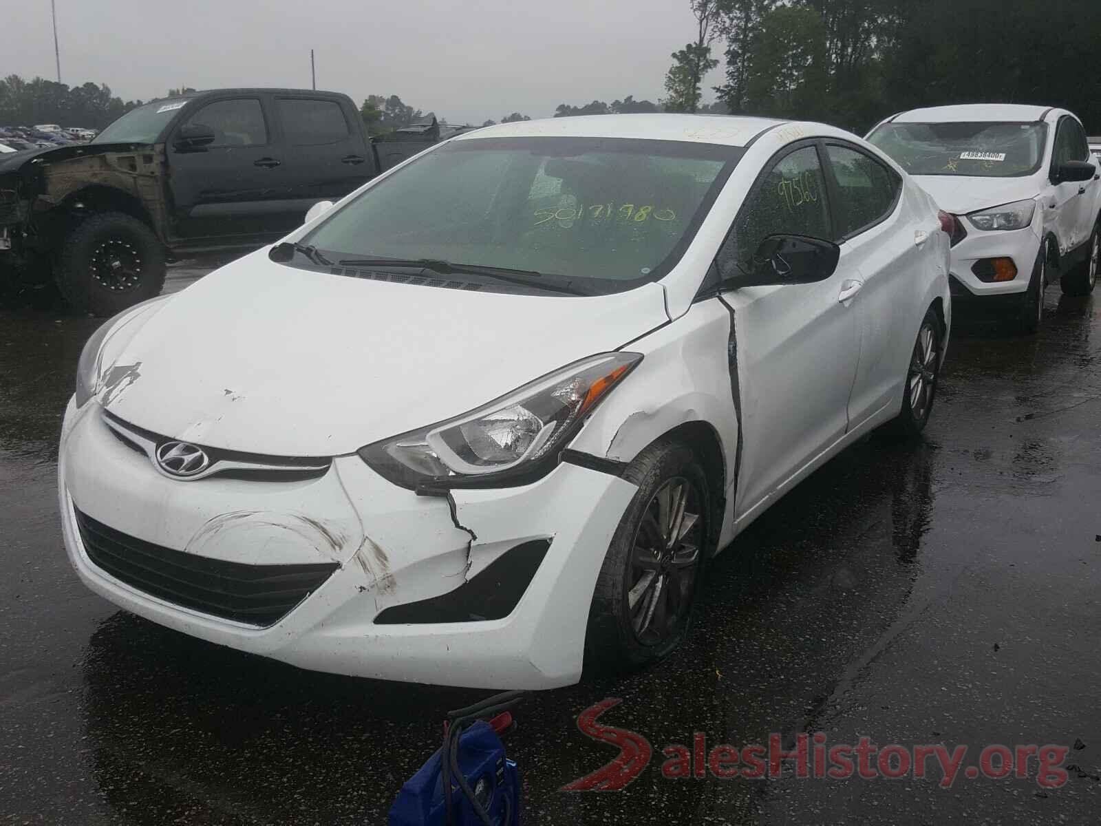 5NPDH4AE3GH786028 2016 HYUNDAI ELANTRA