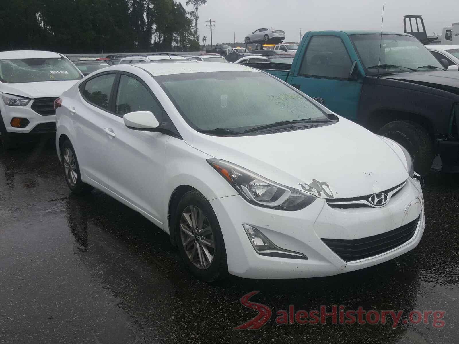 5NPDH4AE3GH786028 2016 HYUNDAI ELANTRA