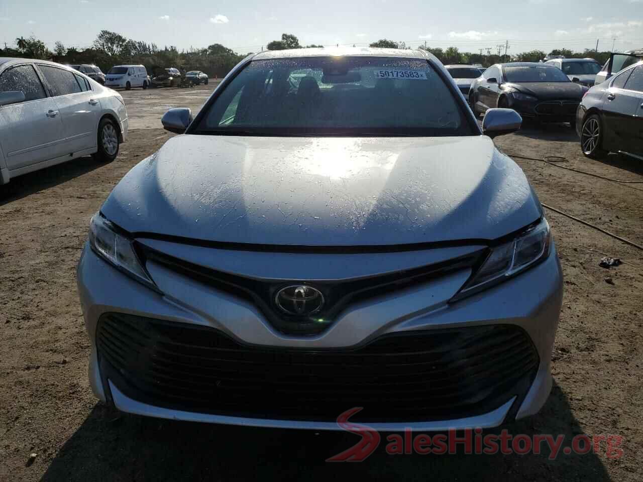 4T1B11HK2JU639326 2018 TOYOTA CAMRY