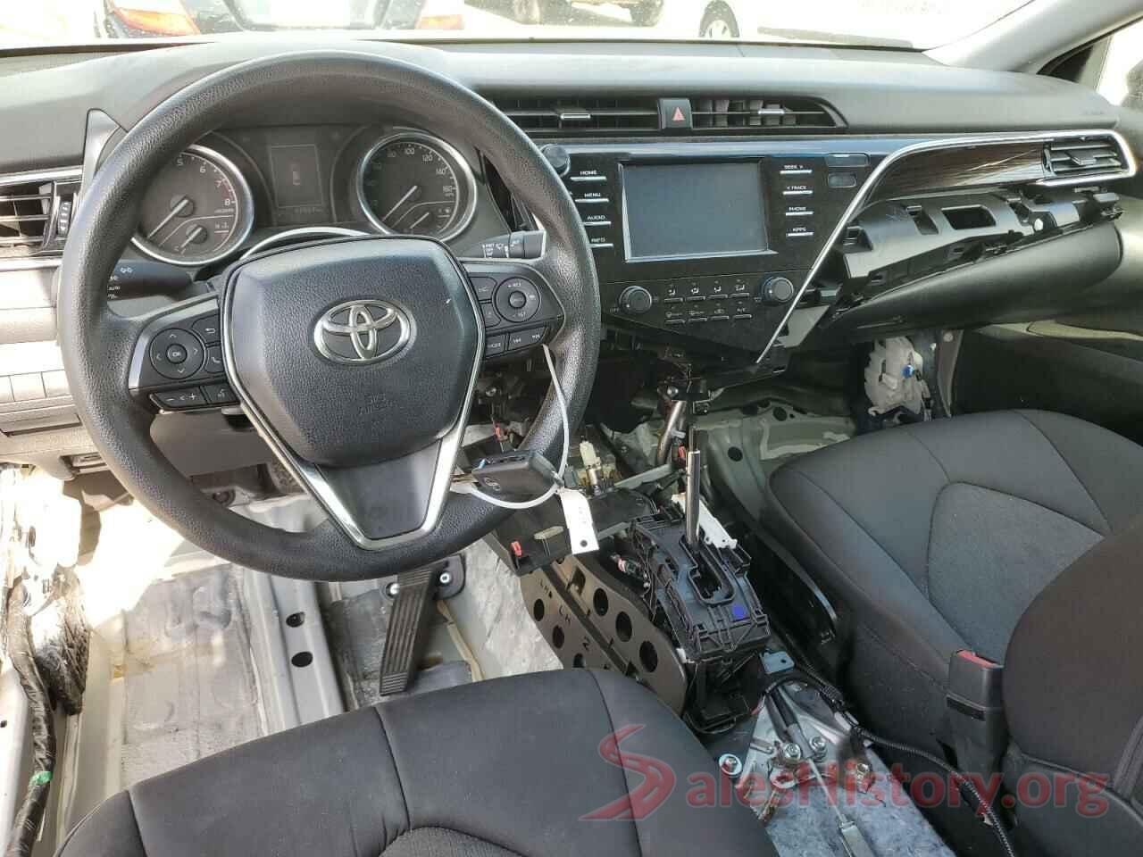 4T1B11HK2JU639326 2018 TOYOTA CAMRY