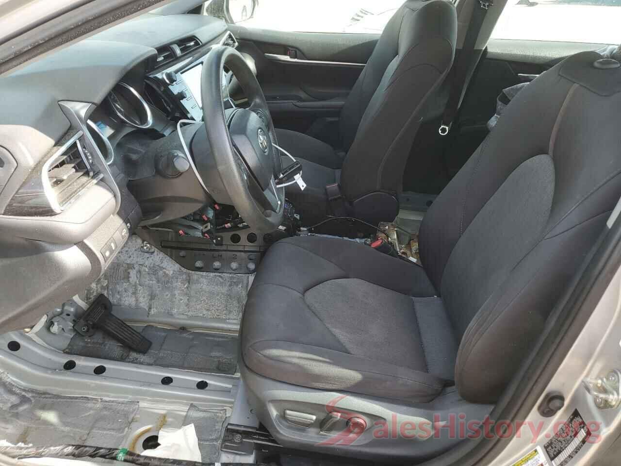 4T1B11HK2JU639326 2018 TOYOTA CAMRY