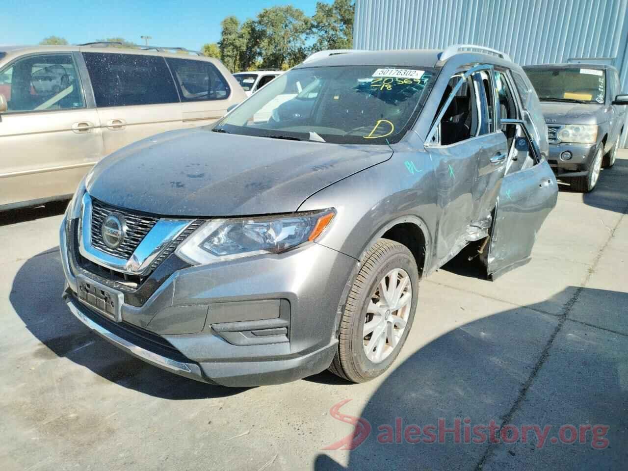 JN8AT2MT9JW465570 2018 NISSAN ROGUE