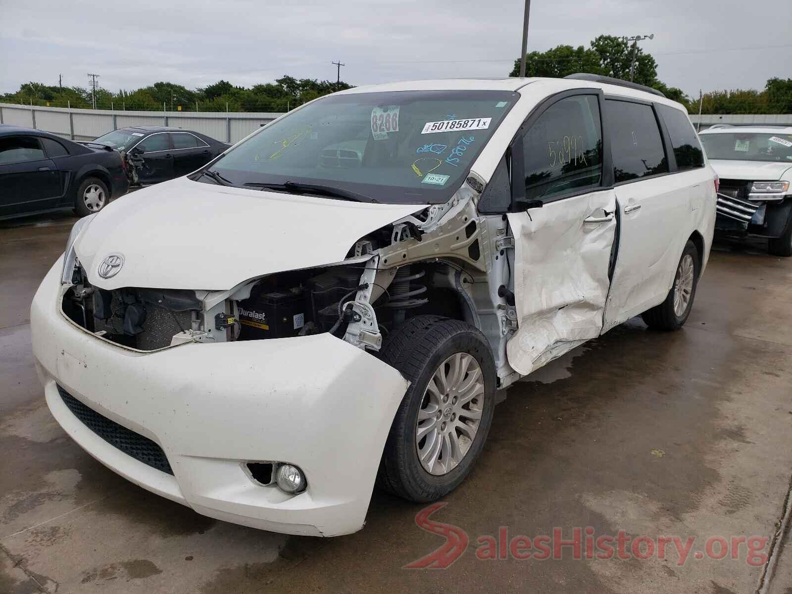 5TDYZ3DC2HS888242 2017 TOYOTA SIENNA