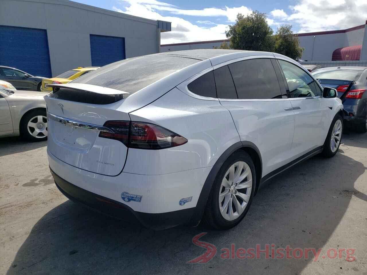 5YJXCAE27MF320381 2021 TESLA MODEL X