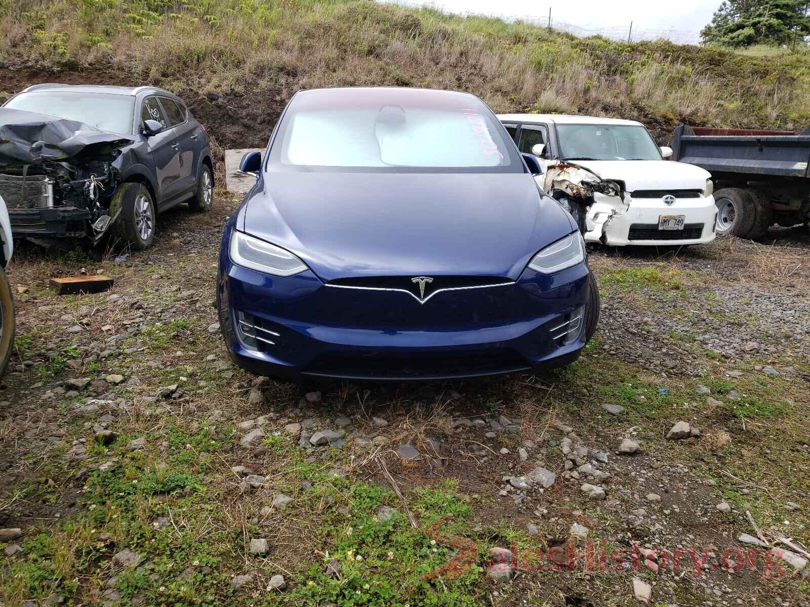 5YJXCDE28JF118761 2018 TESLA MODEL X