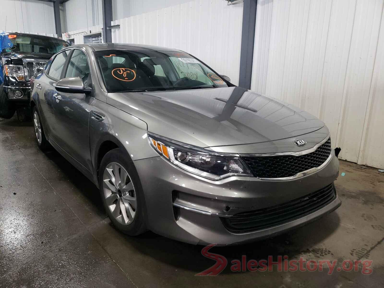 5XXGT4L35JG250823 2018 KIA OPTIMA