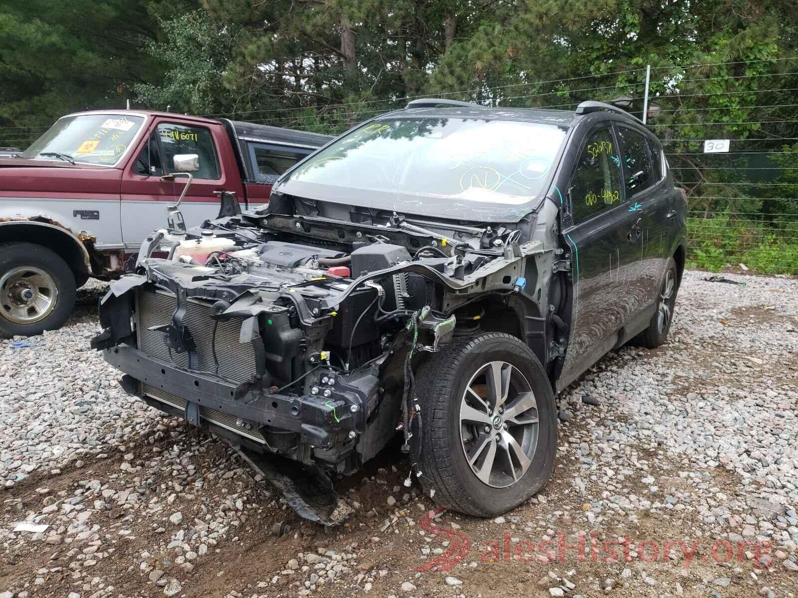 JTMRFREV8JJ185845 2018 TOYOTA RAV4