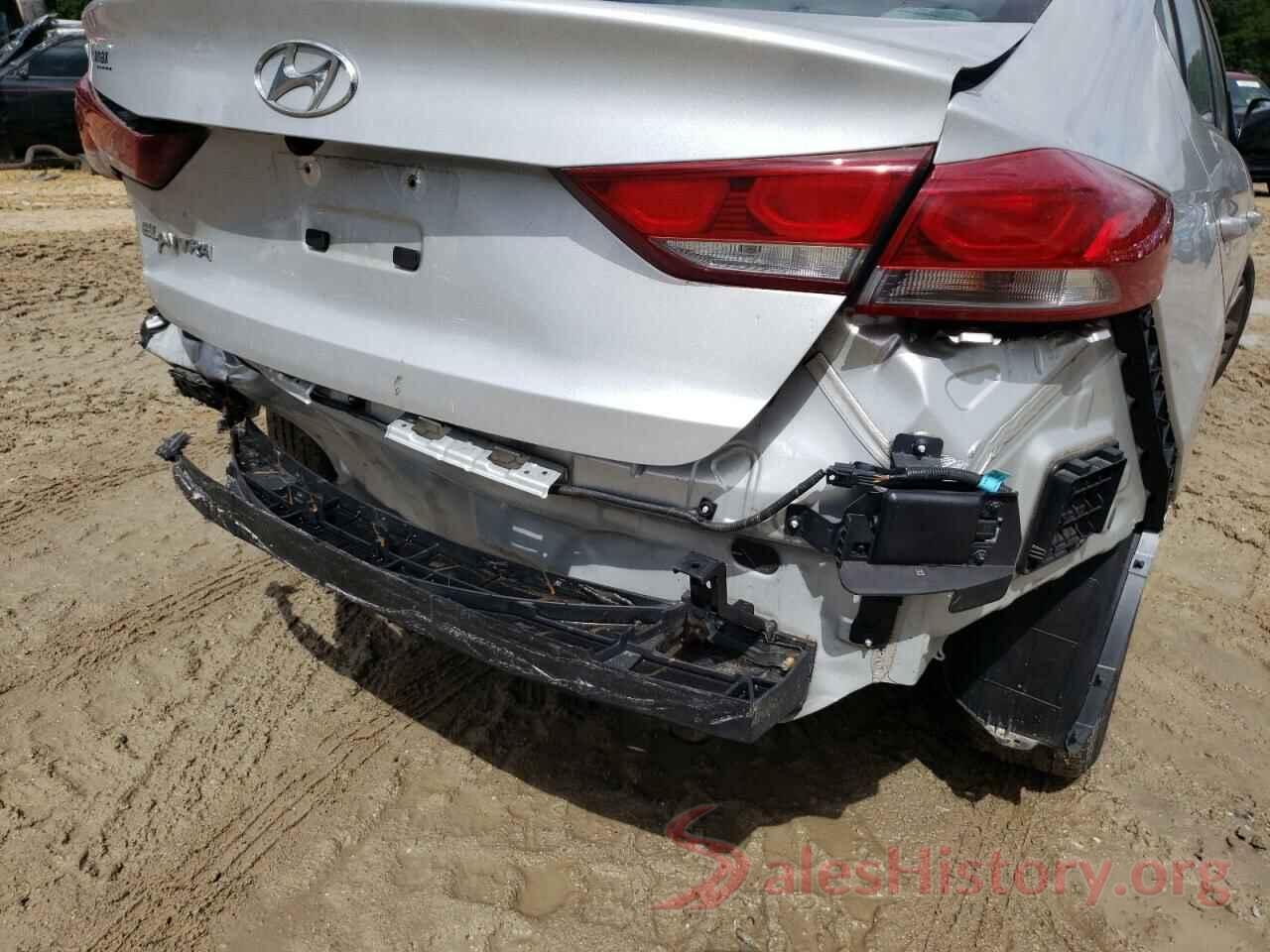 5NPD84LFXJH235978 2018 HYUNDAI ELANTRA