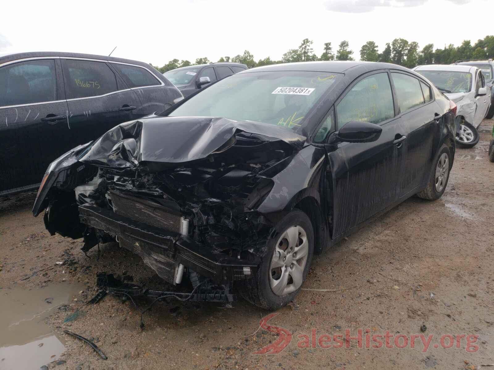 3KPFK4A72JE228260 2018 KIA FORTE