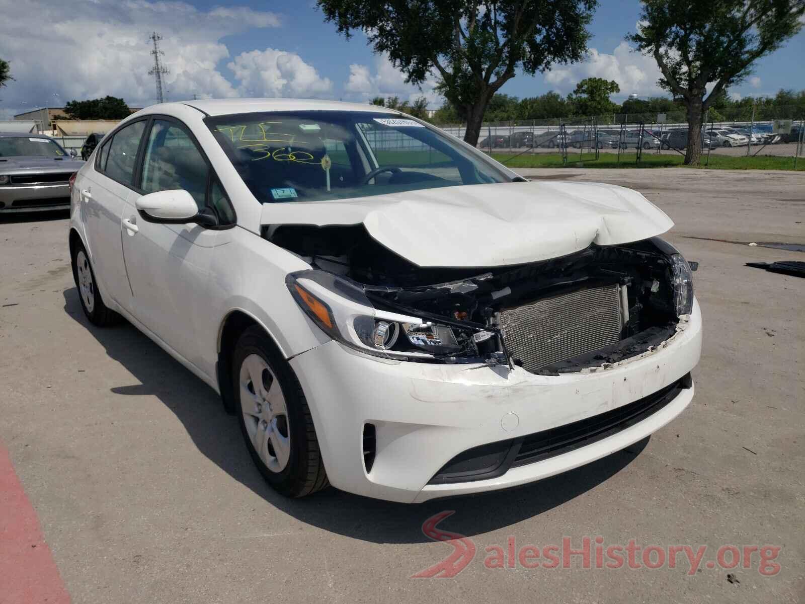 3KPFK4A7XHE027801 2017 KIA FORTE