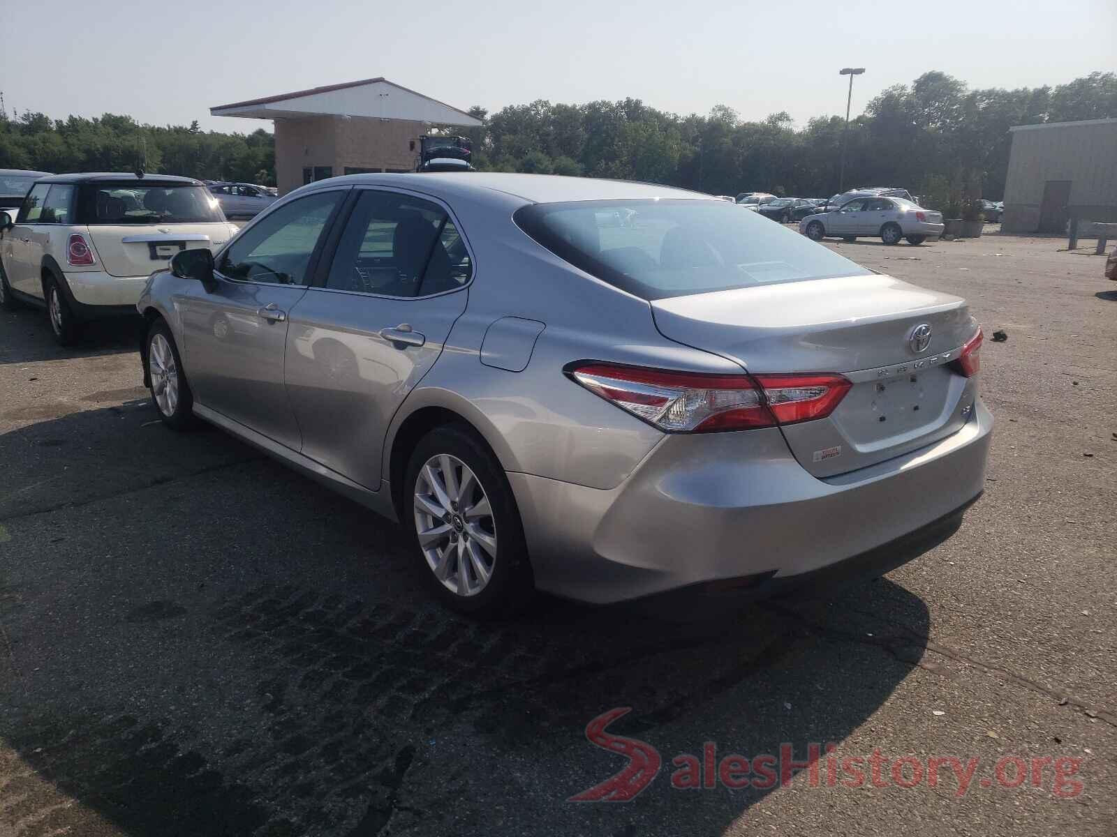 4T1B11HK4JU054019 2018 TOYOTA CAMRY