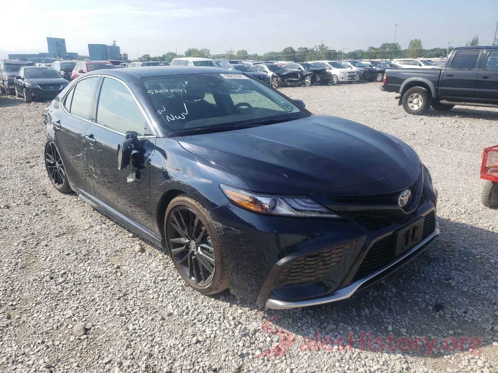 4T1K31AKXMU547261 2021 TOYOTA CAMRY