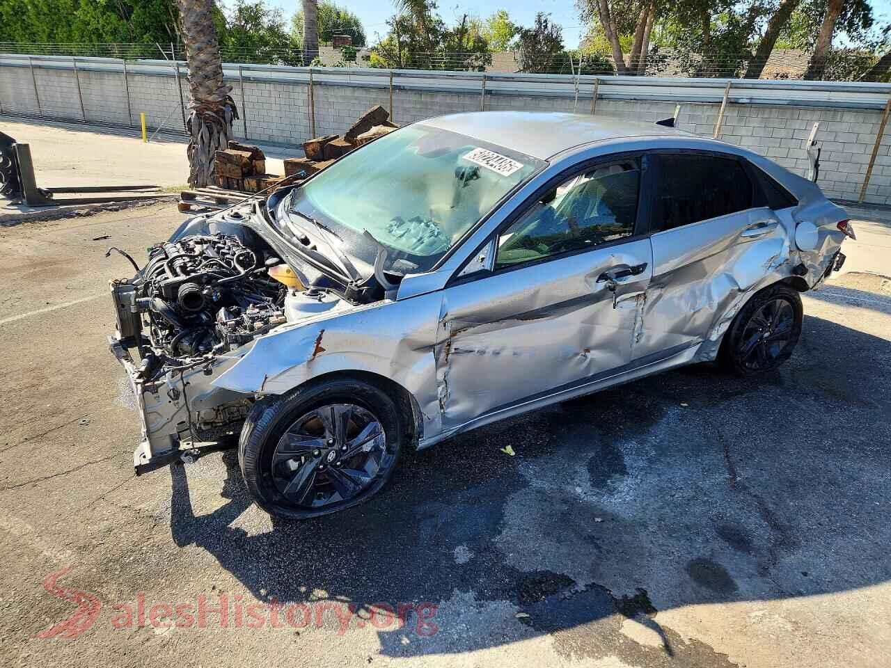 2021 HYUNDAI ELANTRA VIN 5NPLM4AG5MH051717, auction photo