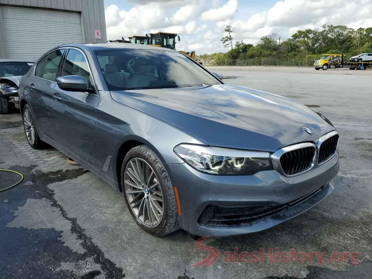 WBAJR3C03LWW53539 2020 BMW 5 SERIES