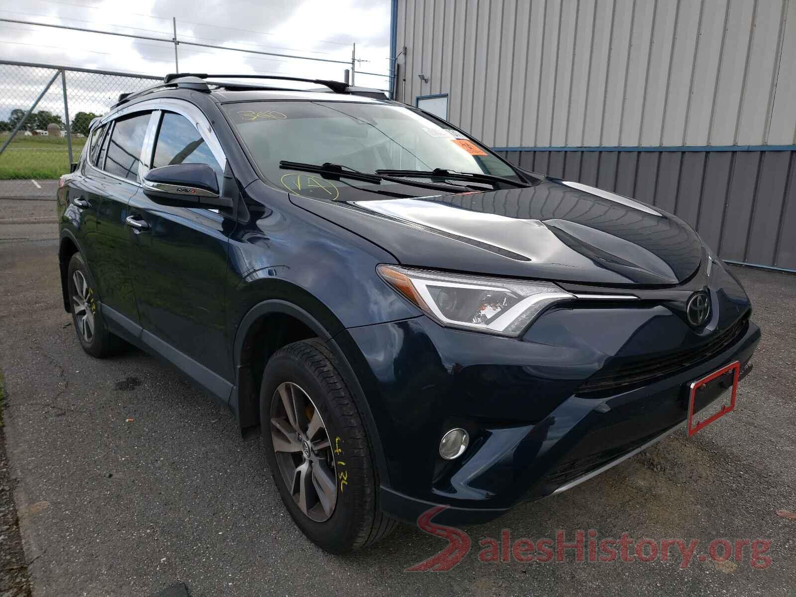 2T3RFREV7JW749292 2018 TOYOTA RAV4