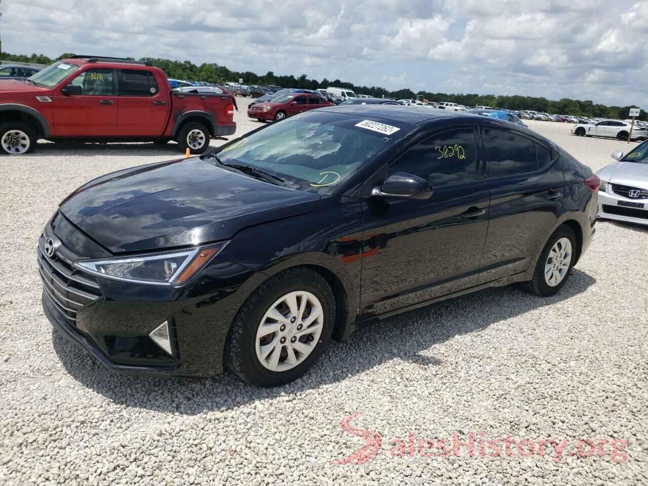 5NPD74LF1KH474520 2019 HYUNDAI ELANTRA