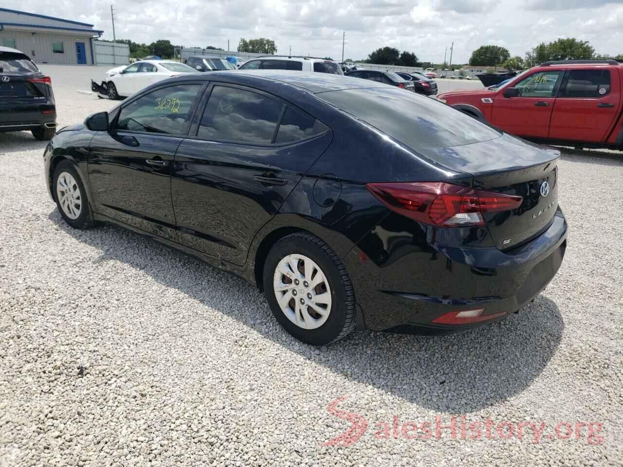 5NPD74LF1KH474520 2019 HYUNDAI ELANTRA