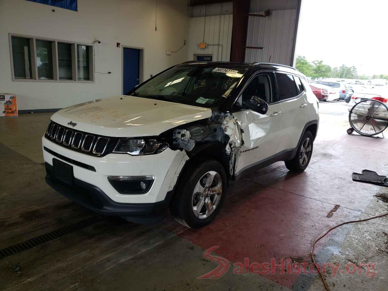 3C4NJDBBXJT233011 2018 JEEP COMPASS