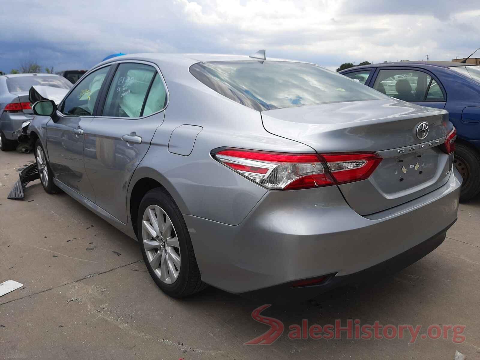 4T1B11HK2KU760374 2019 TOYOTA CAMRY