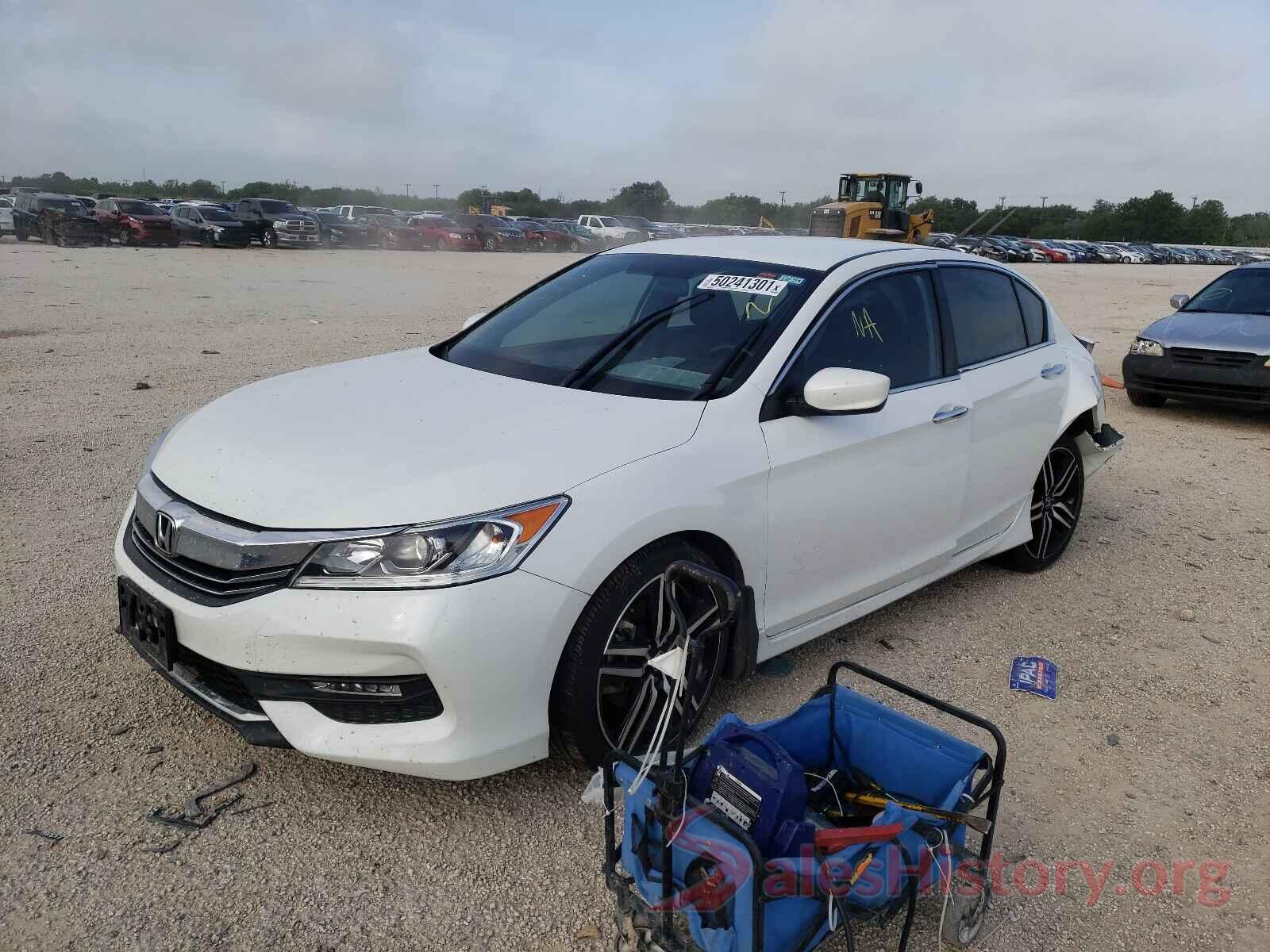 1HGCR2F10HA075643 2017 HONDA ACCORD