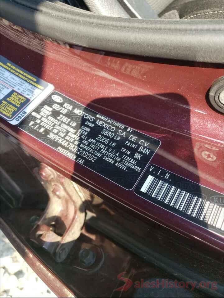 3KPFK4A78JE239392 2018 KIA FORTE