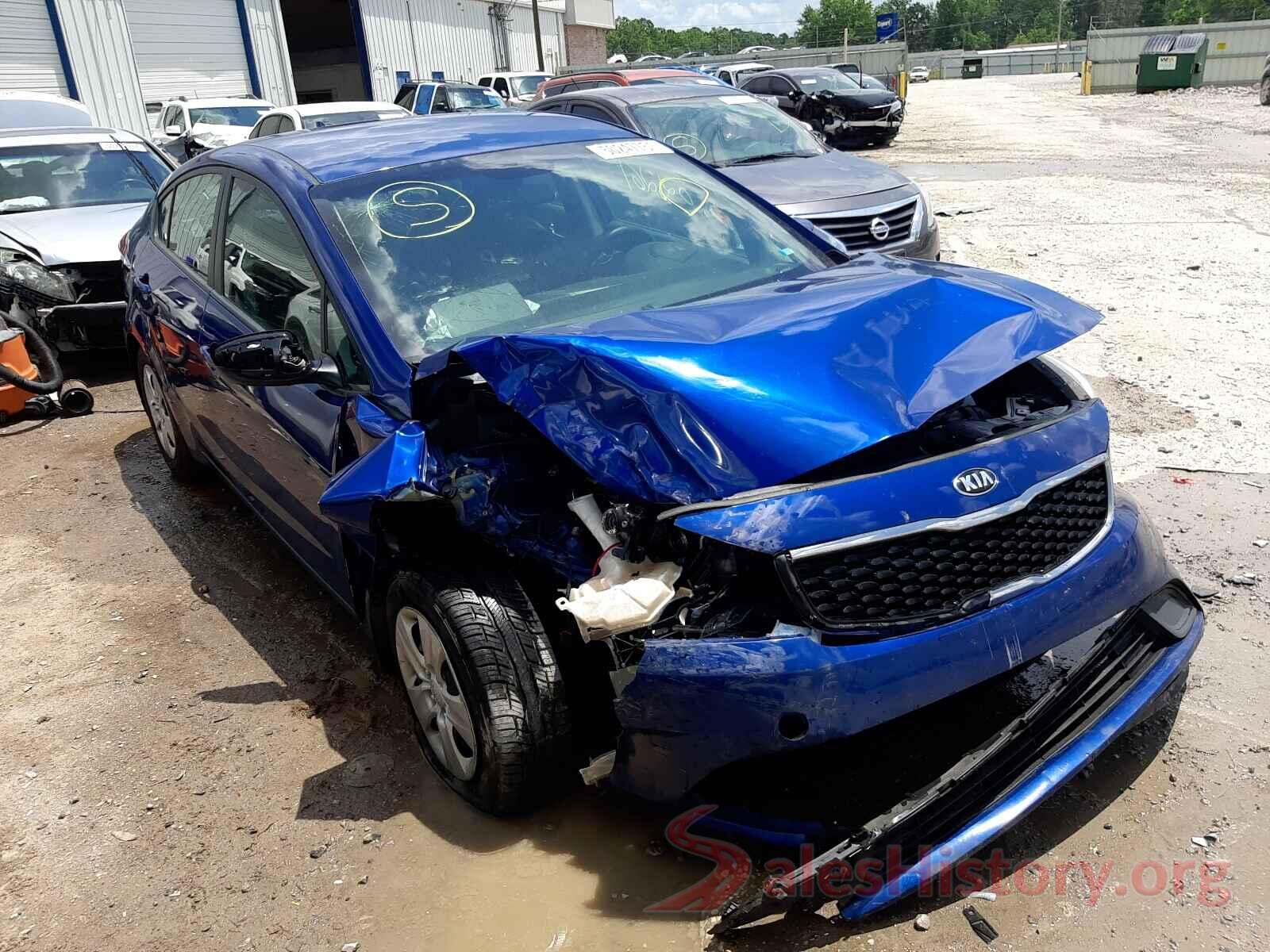 3KPFL4A76HE052224 2017 KIA FORTE