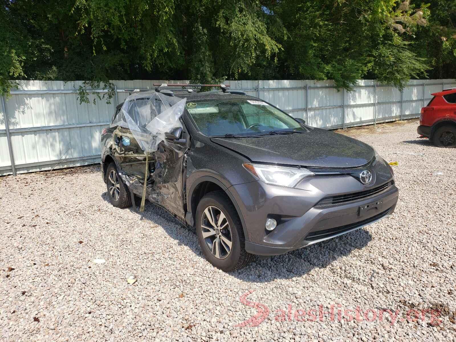 2T3RFREV8GW487677 2016 TOYOTA RAV4