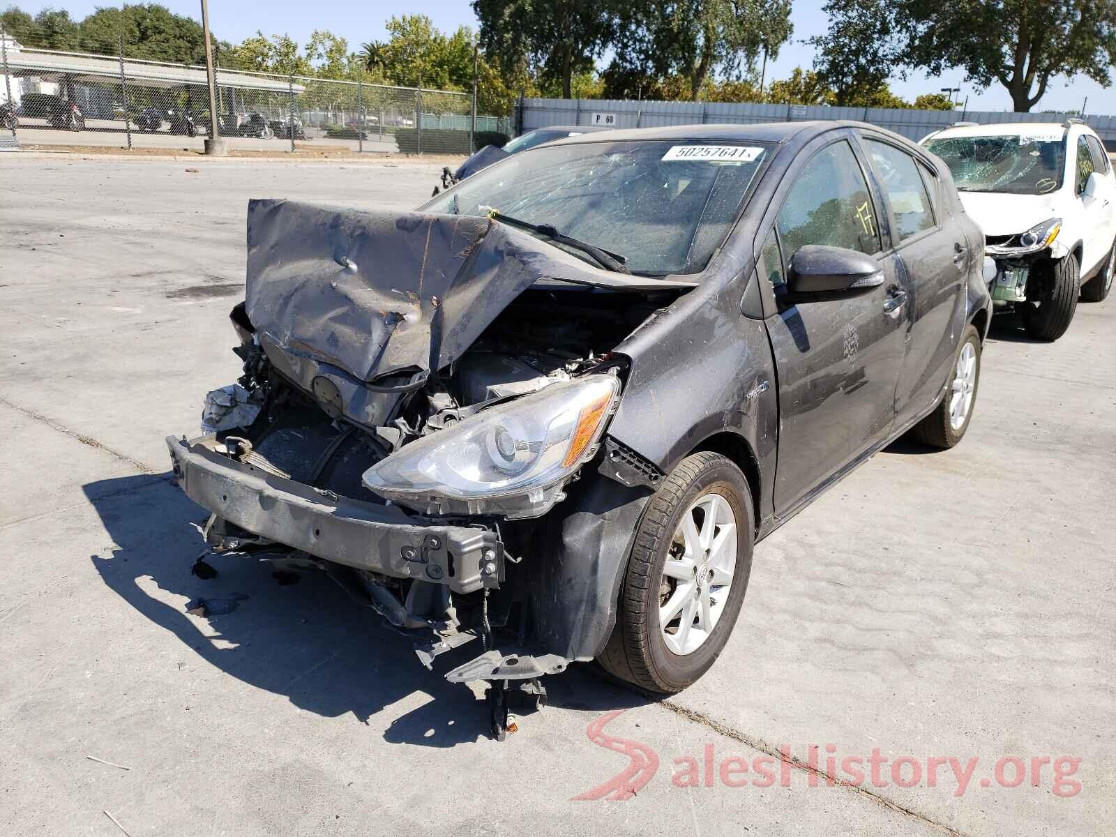 JTDKDTB34H1596936 2017 TOYOTA PRIUS