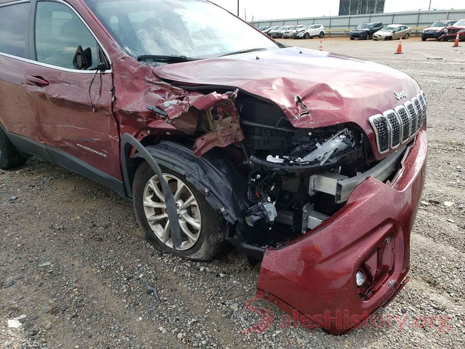 1C4PJMCB4KD105880 2019 JEEP CHEROKEE