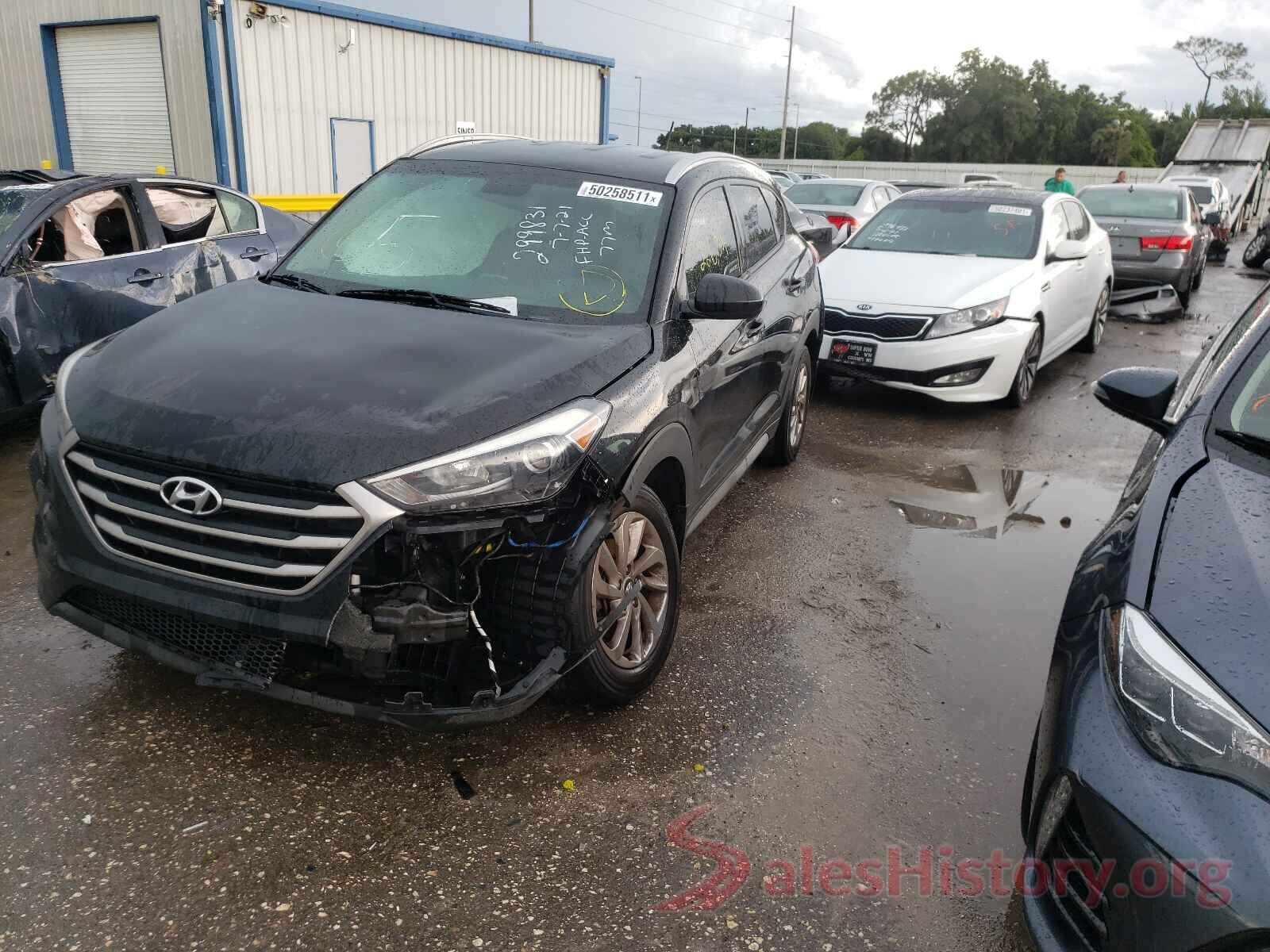 KM8J33A48HU528884 2017 HYUNDAI TUCSON