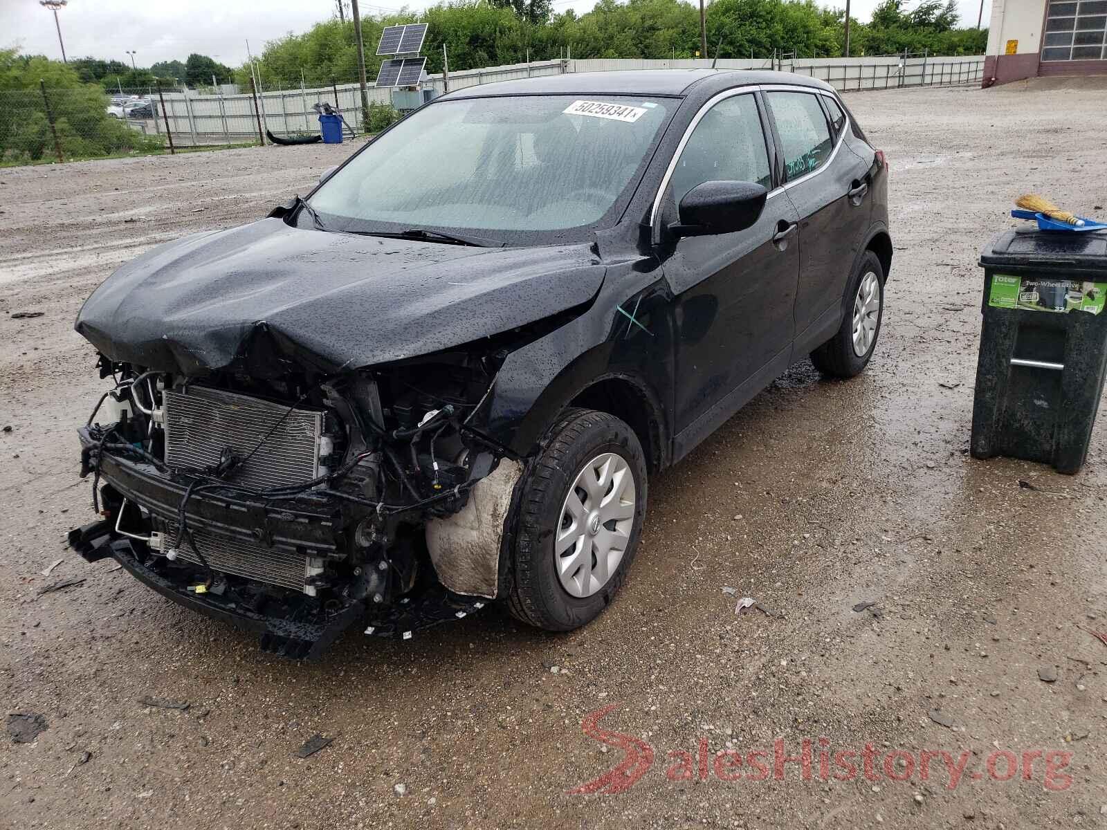 JN1BJ1CR0JW264262 2018 NISSAN ROGUE