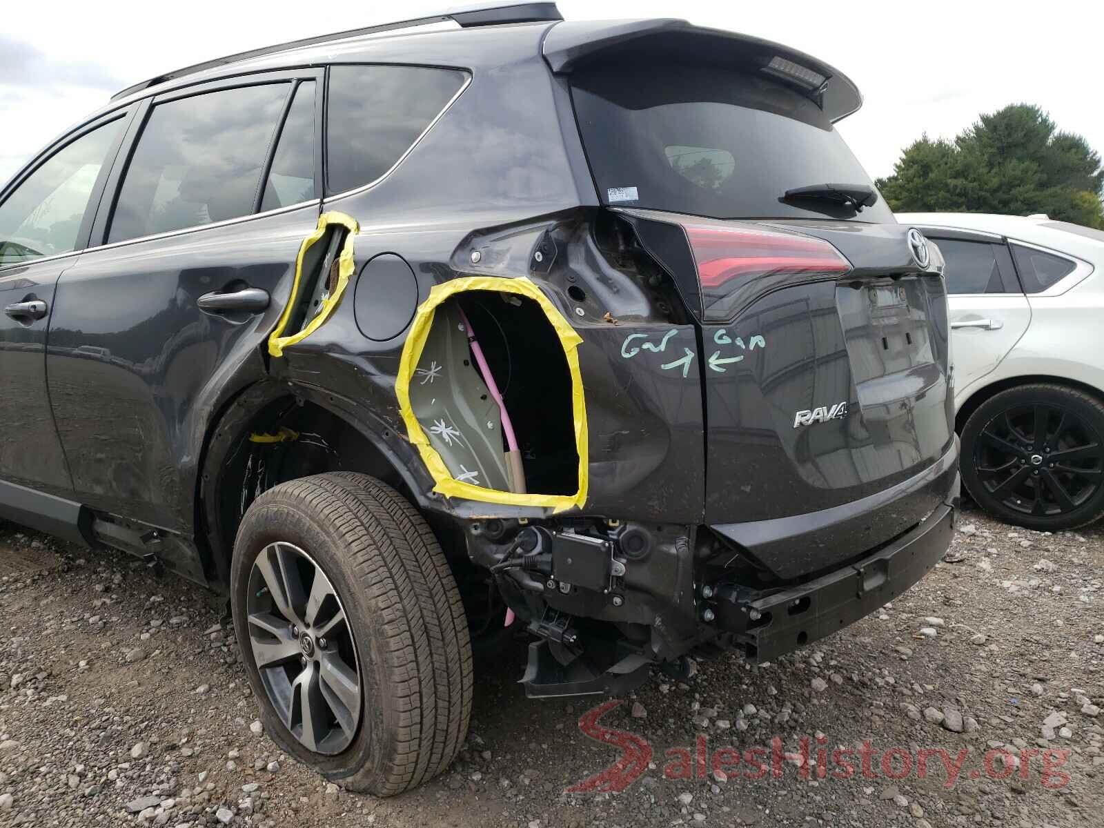 JTMRFREV2JJ219228 2018 TOYOTA RAV4