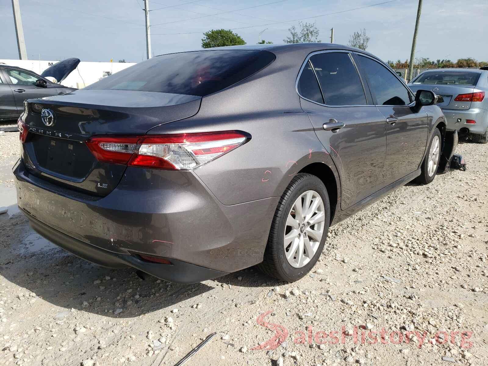 4T1B11HK1JU563436 2018 TOYOTA CAMRY