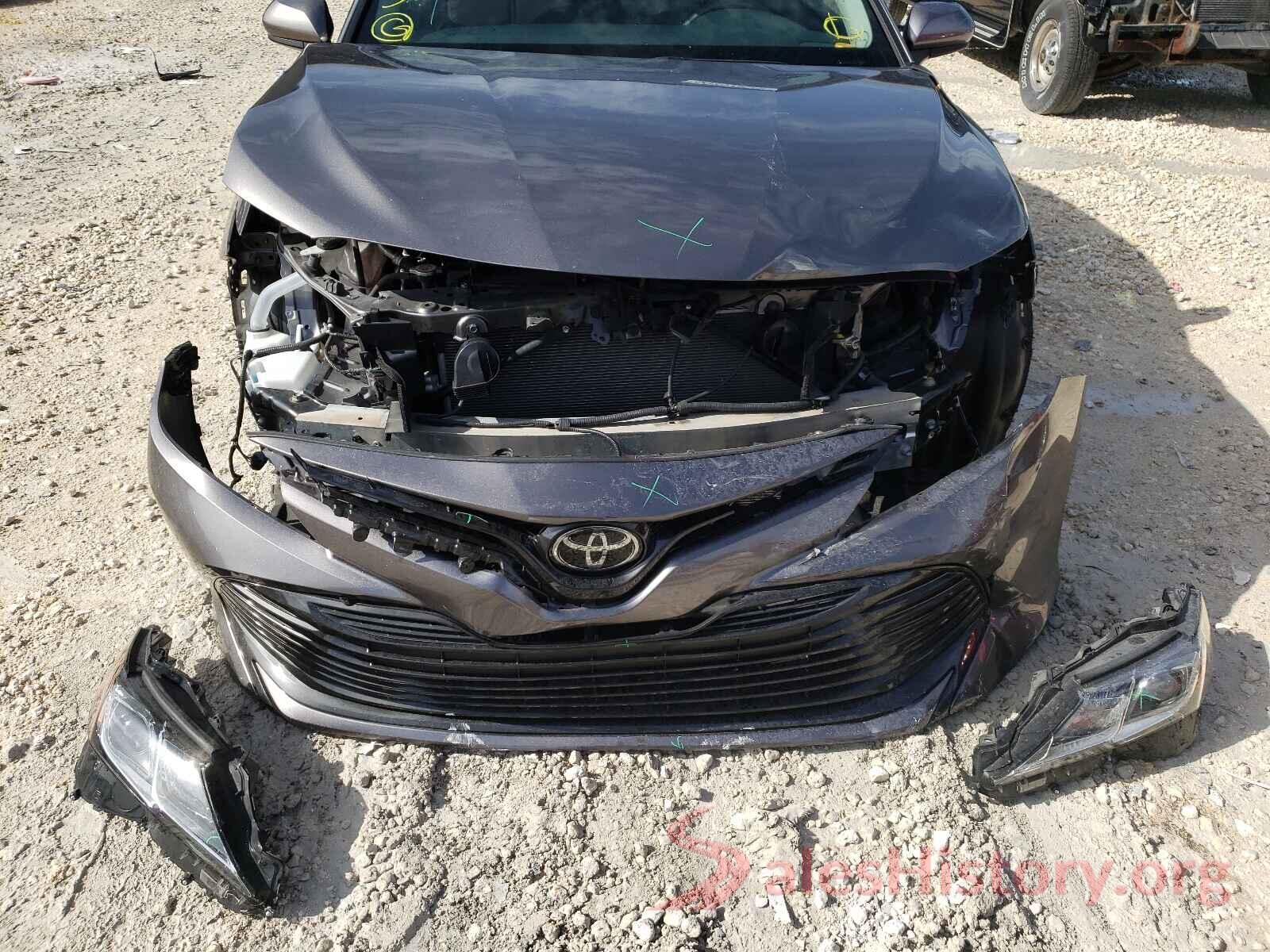 4T1B11HK1JU563436 2018 TOYOTA CAMRY