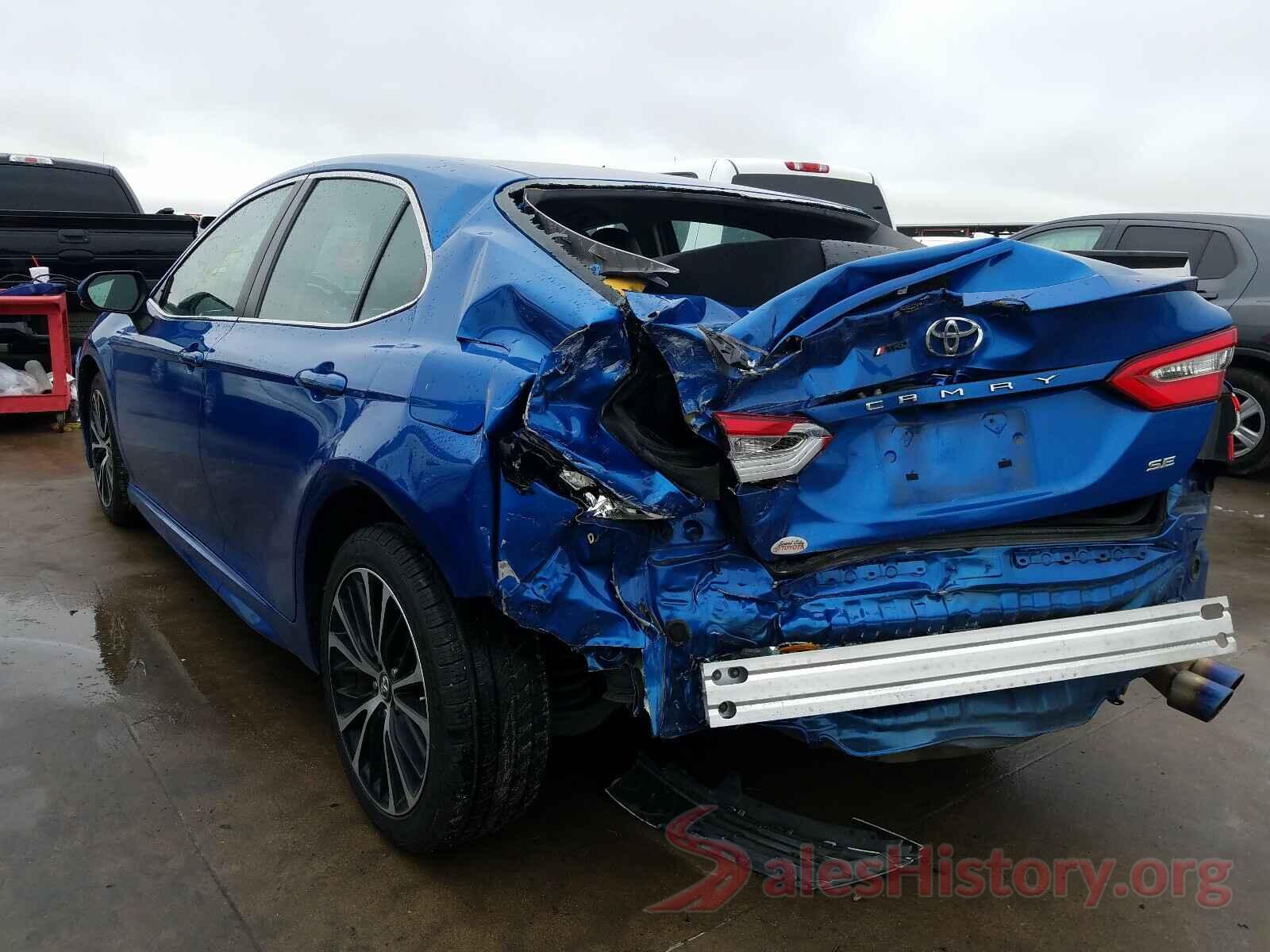 4T1B11HK4JU053372 2018 TOYOTA CAMRY