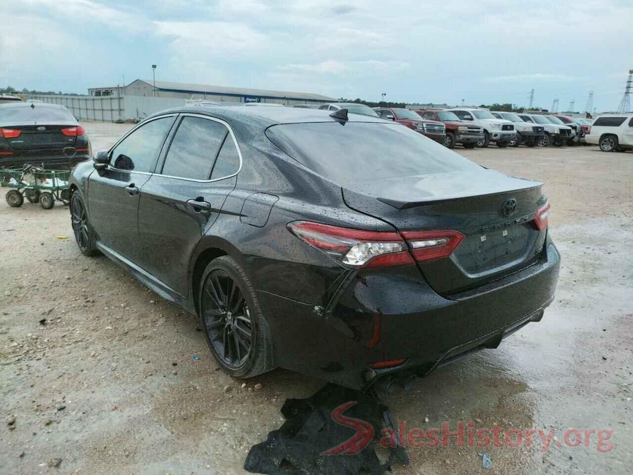 4T1K61AKXNU009877 2022 TOYOTA CAMRY