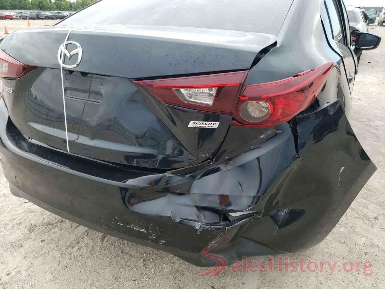 3MZBN1U77JM265730 2018 MAZDA 3