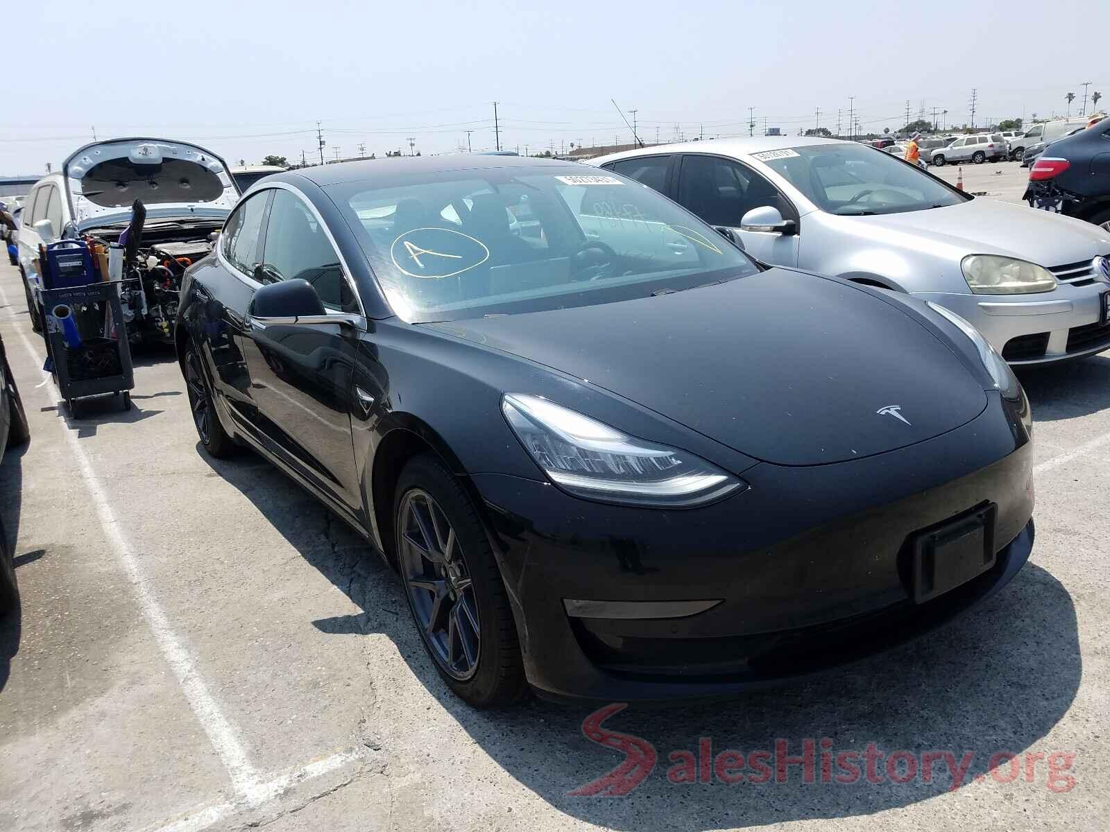 5YJ3E1EA5JF041412 2018 TESLA MODEL 3