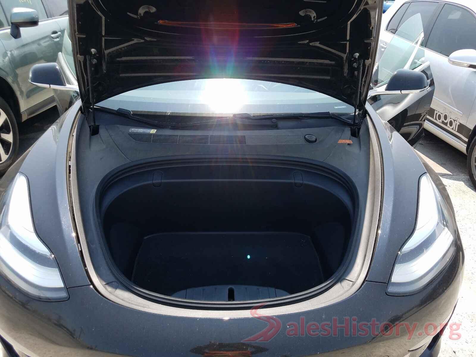 5YJ3E1EA5JF041412 2018 TESLA MODEL 3